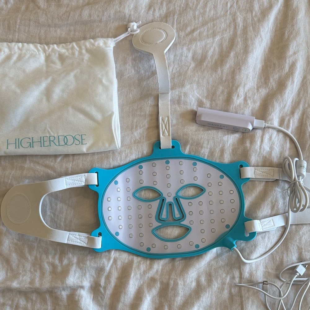 HigherDose Red Light Face Mask